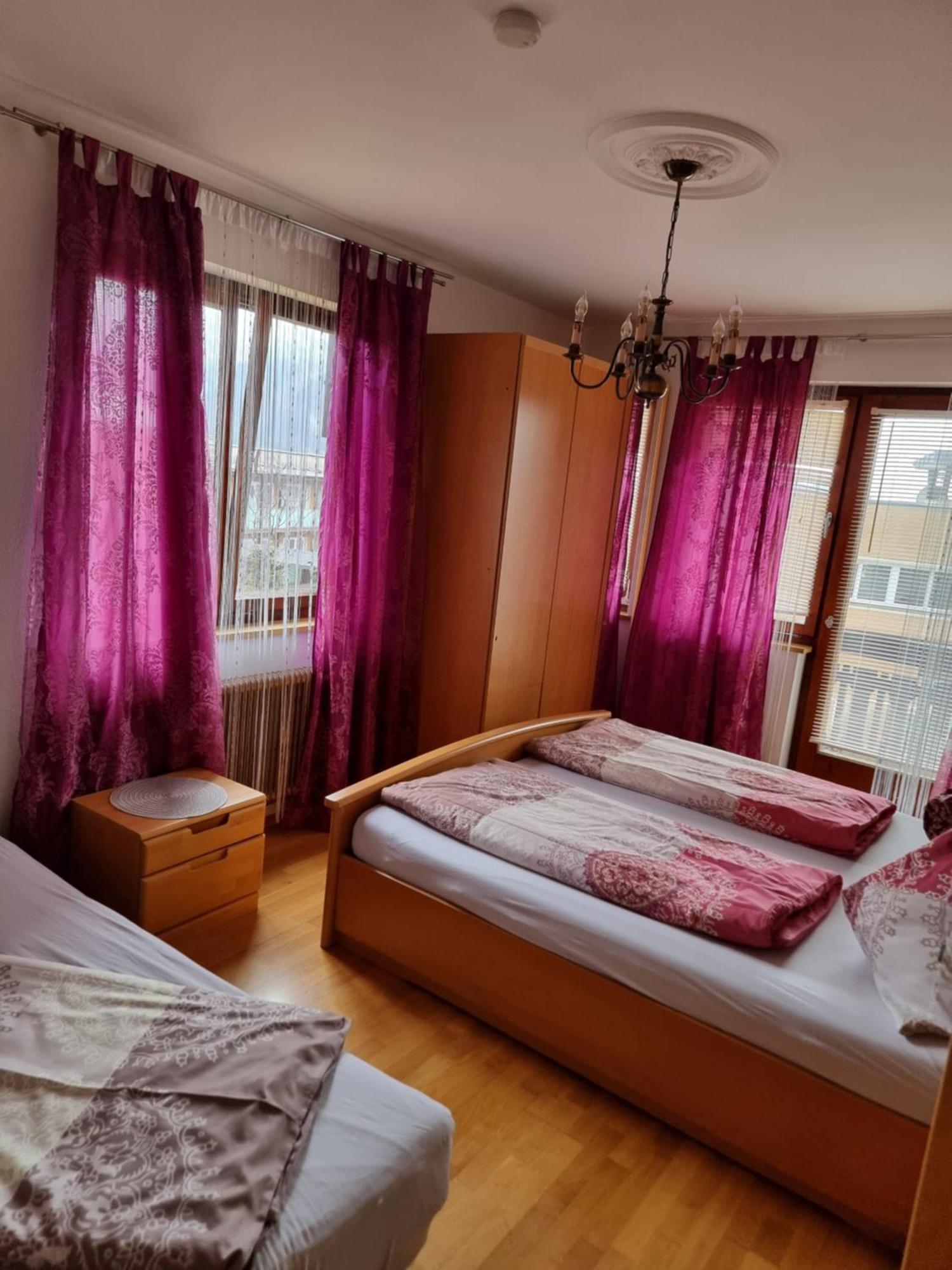 Ferienhaus Burgblick Treffen Rum bild