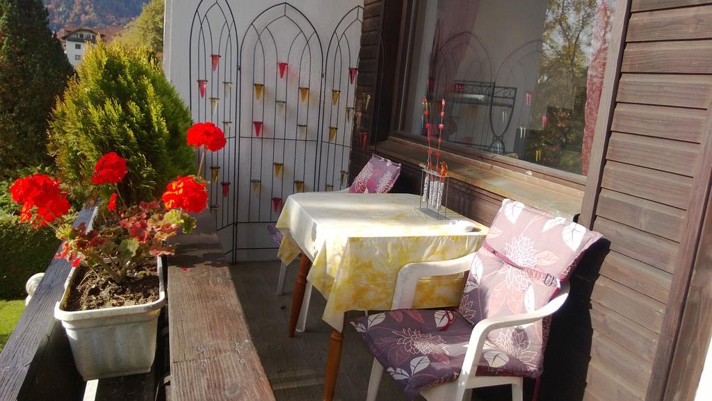 Ferienhaus Burgblick Treffen Rum bild